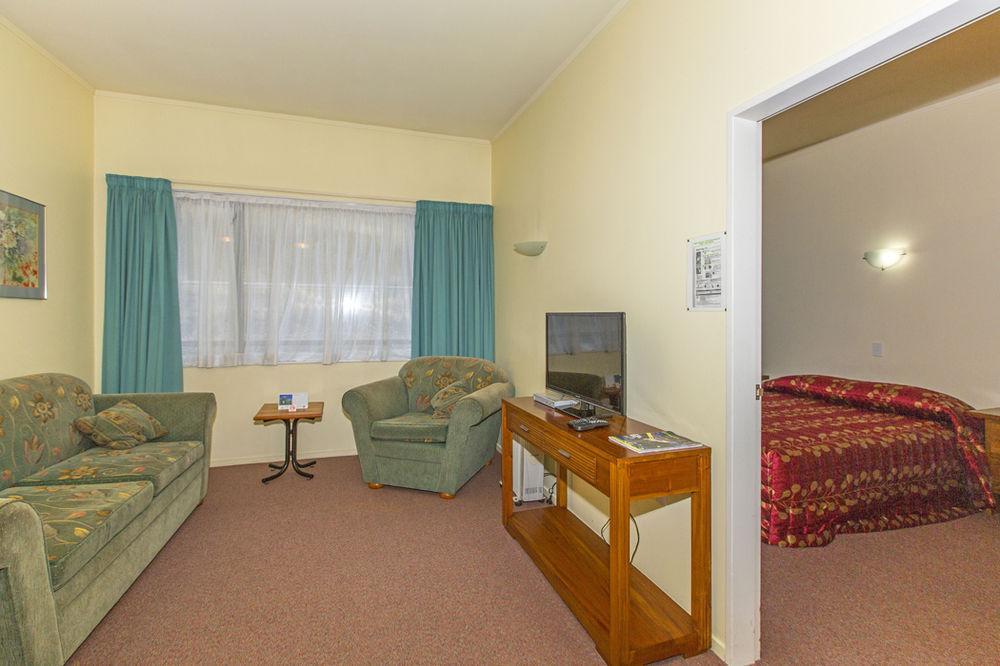 Fernhill Motor Lodge Lower Hutt Kültér fotó